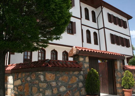 Butik-otel-hizmete-girdi-3