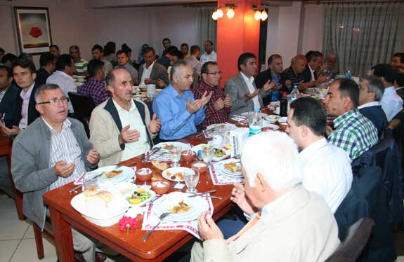 Allar-Perrol-den-buyuk-iftar-2