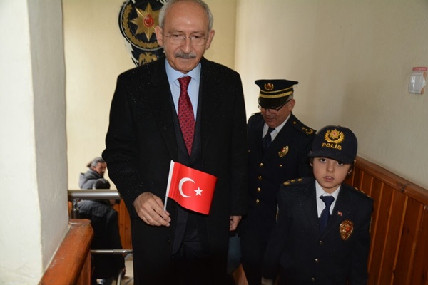 kılıçdaroğlu emniyet ziyareti.JPG4