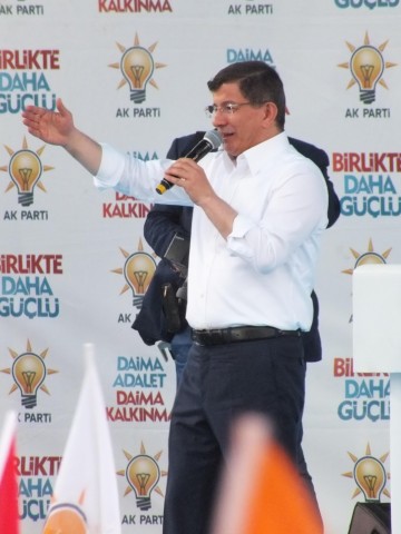 davutoğlu2