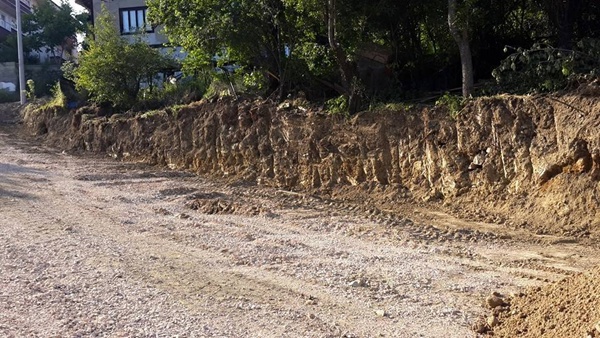 Yol açma ve kilit taşı çalışmalarına devam3