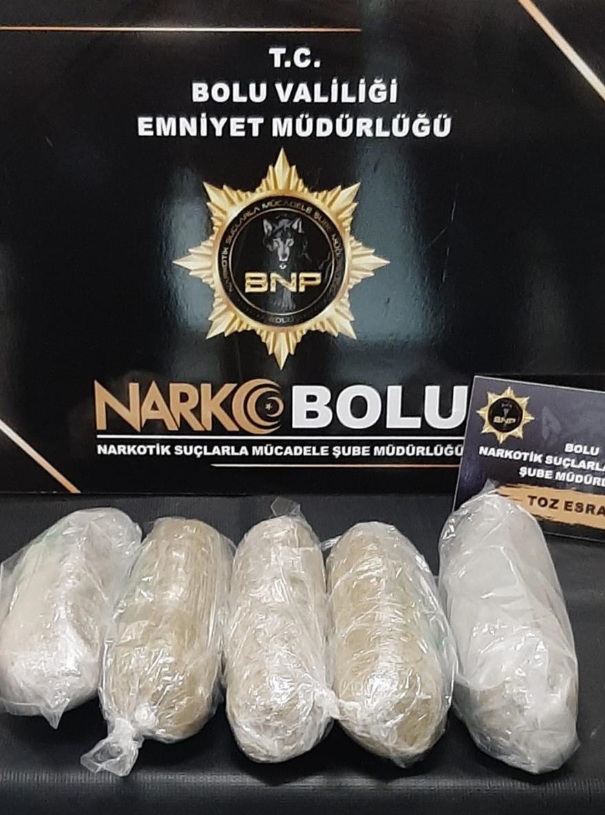 Bolu merkezli 3 ildeki uyuşturucu operasyonunda 3 kişi tutuklandı