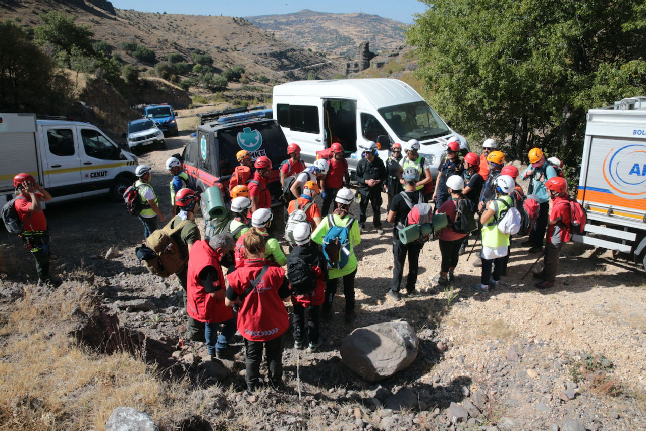Bolu'da "2. Ulusal Dağ Arama Kurtarma Tatbikatı" sürüyor
