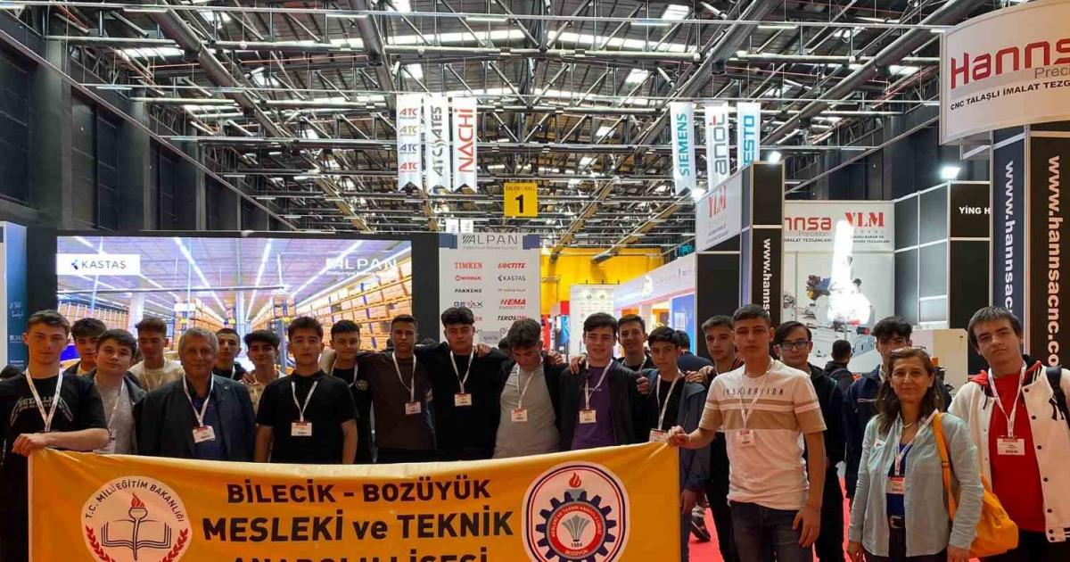 bilecikli ogrenciler eskisehir endustri fuarina katildi B8b9nQjR.jpg