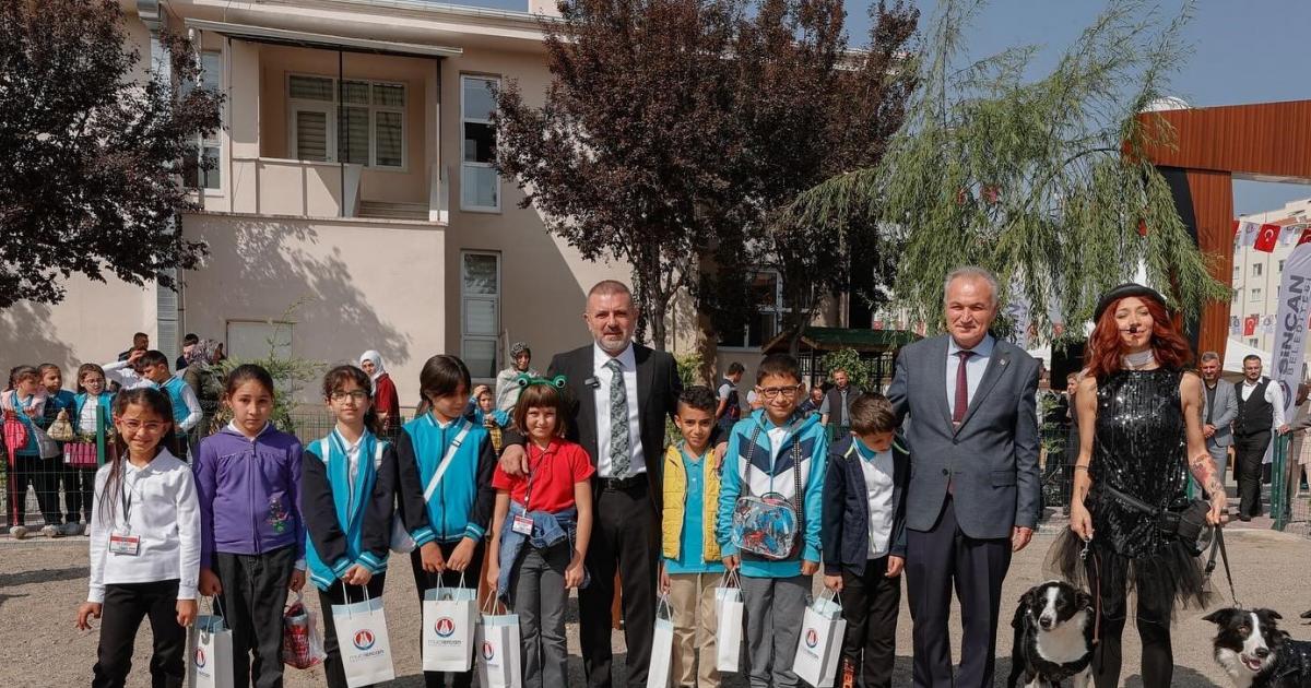 ankara sincanda pati park acildi tD43dOTJ.jpg
