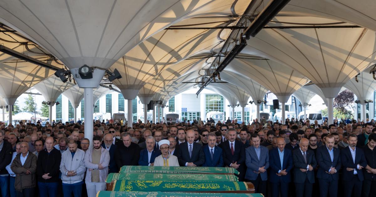 eski kocaeli milletvekili son yolculuguna ugurlandi Hl8OCeUh.jpg