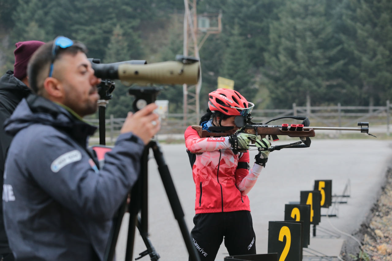 Biatlon A Milli Takımı, Bolu'da kamp yapıyor