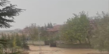 ankarada balayi sel vurdu 4OeUkHIy.jpg