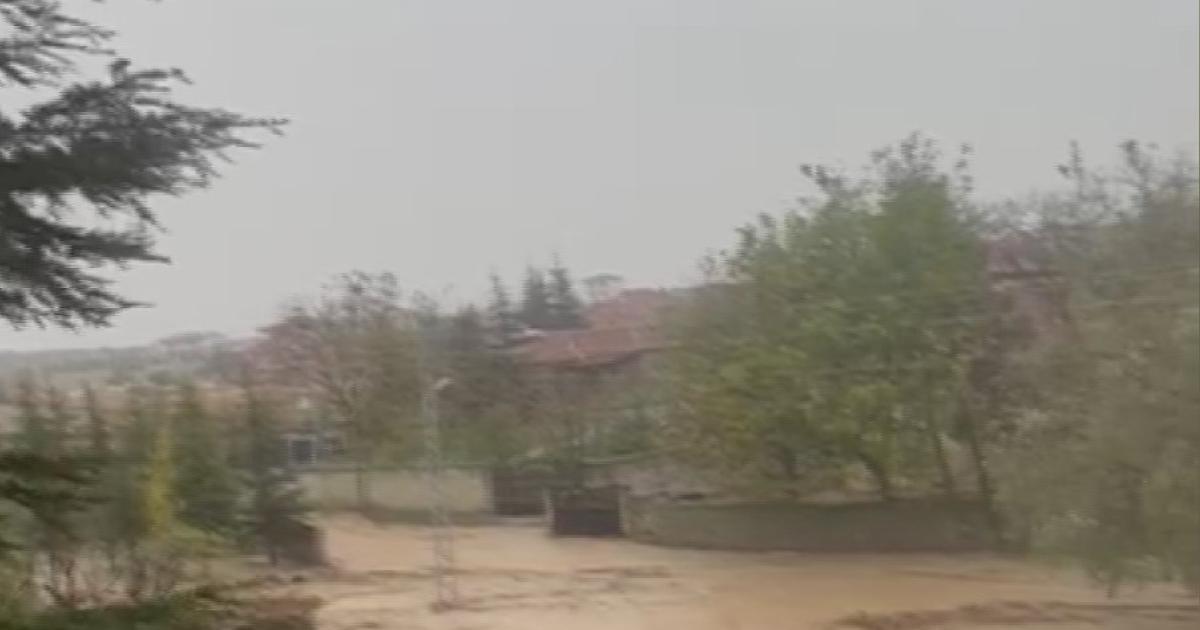 ankarada balayi sel vurdu 4OeUkHIy.jpg
