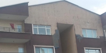 ankarada sincanda ruzgar boyle ucurdu 1 yarali 7KQQHhkW.jpg