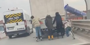 eskisehirde cocuklarin olumle dansi SC9OHSTd.jpg