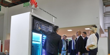 huaweiden elektrikli araclar icin yeni bir calisma tanitildi vicJ719s.jpg