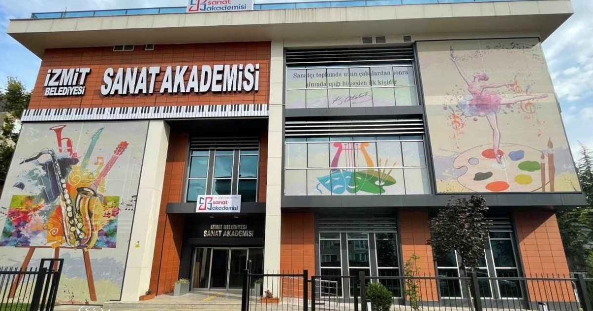 kocaelideki tiyatro bolumu secmeleri tamamlandi iJ9WkpSu.jpg