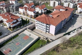 kocaelinin ilcesinde okullar yenileniyor 7v1qUxUz.jpg