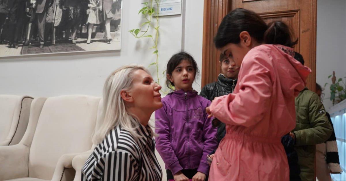 minik yureklerden baskan subasina hediye EI99wqC2.jpg