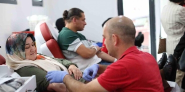 sakaryalilardan 100 yila ozel kan bagisi 7D8P8uVy.jpg