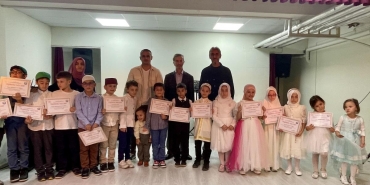 sakaryanin minik hafizlarina tesekkur belgesi verildi JhnJmf4A.jpg