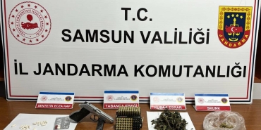 samsunda uyusturucu tacirleri kiskivrak yakalandi Gr8SpdAA.jpg