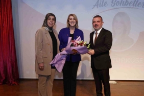 son donemlerin fenomen ismi sincanli hanimlarla bulustu eaV4kTaG.jpg