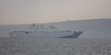 tcg anadolu izmit korfezine demirledi O34g6CuO.jpg