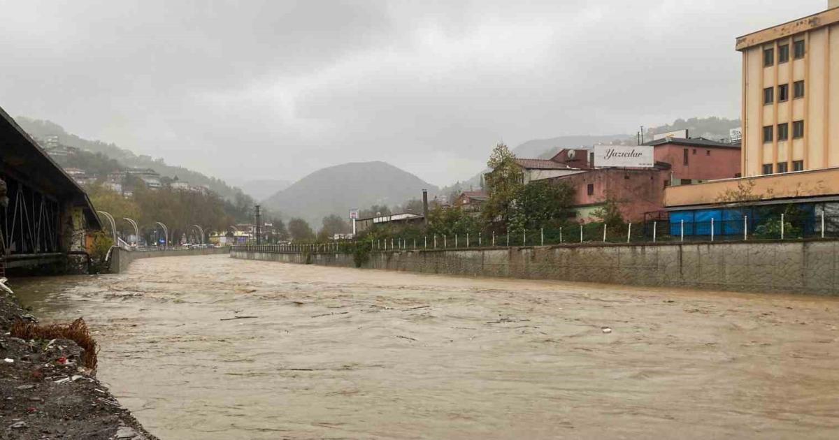 zonguldakta yagis alarmi dere kenarlarina yasak geldi t7wh4ikJ.jpg