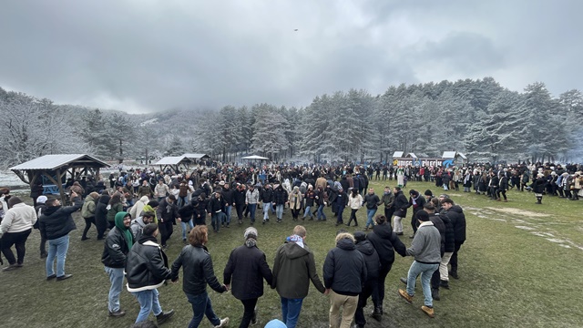 Abant Gölü Milli Parkı'nda hamsi festivali düzenlendi