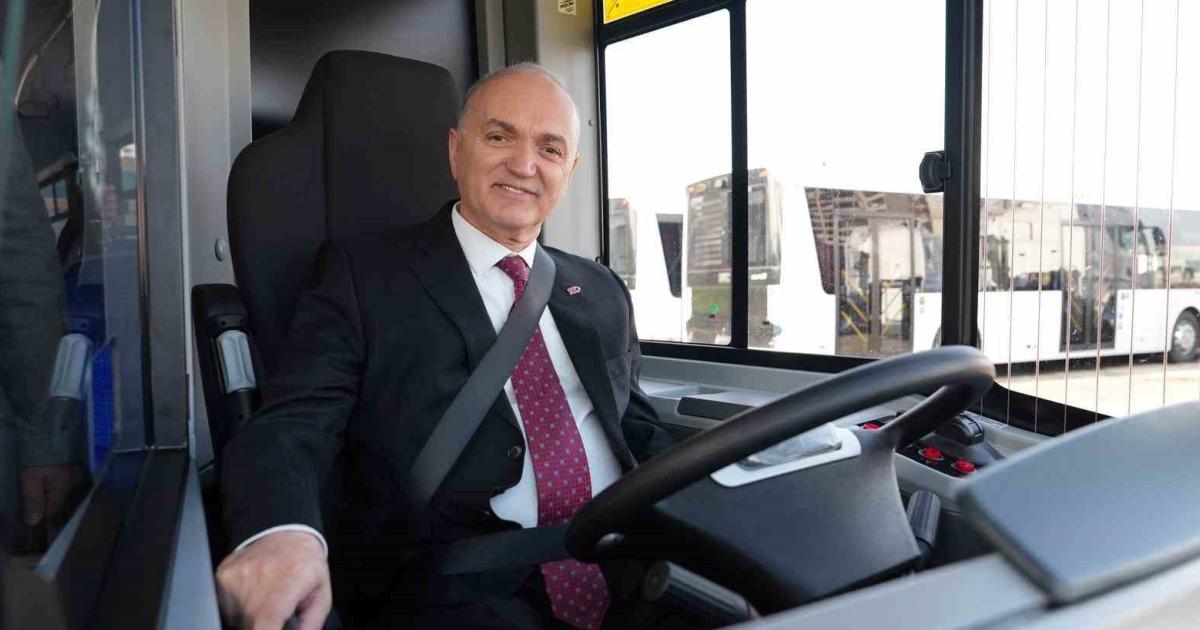 duzcede ulasimda devrim 10 yeni otobusle kazandirildi WpwL2eu7.jpg