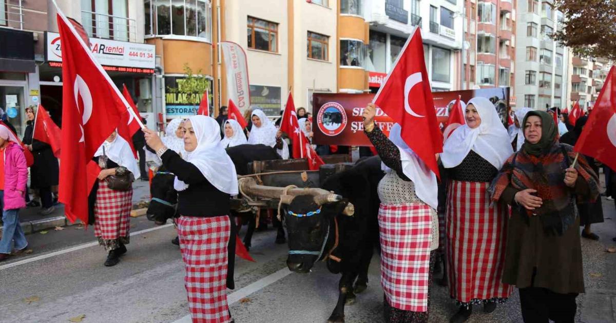 kadinlarin milli mucadele ruhu 104 yil sonra kastamonuda yasatildi zDl659QR.jpg