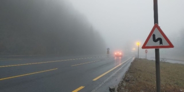 Bolu Dağı'nda sis ve sağanak etkili oldu