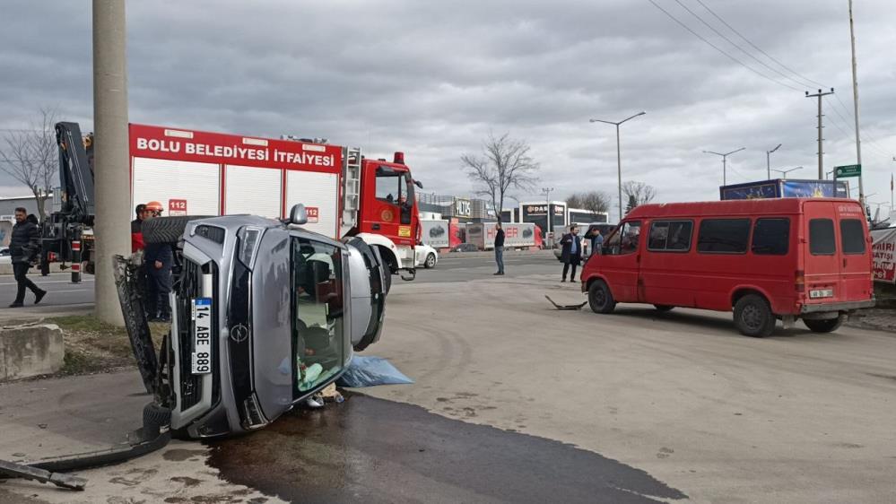 Bolu Yan Yatan Otomobil