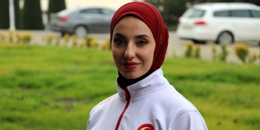 dunya sampiyonu kubra dagli yeni sampiyonlar yetistirmek istiyor Pdf3yO62.jpg