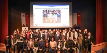 duzce universitesi rektoru ogrencilerle bulustu ulkemizin gonullu elcileri olacaksiniz cO5Y2m3e.jpg