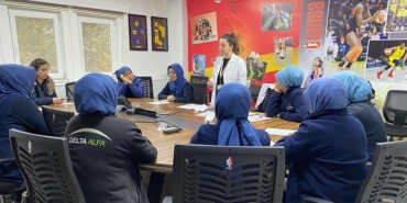 duzcede calisan kadinlar tarandi SSxS5SMz.jpg