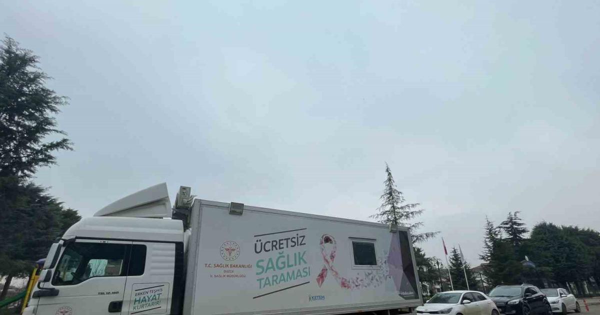 duzcede kursiyer kadinlara saglik taramasi yapildi UpmZeKe7.jpg