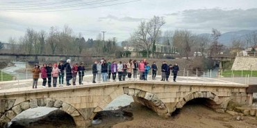 duzcede tarih kokan gun ogrencileri konuralpte tarihi yerleri kesfetti vubVyv32.jpg