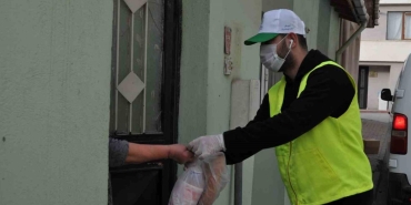 eskisehir tepebasinda on binlerce porsiyon yemek dagitildi b222PArU.jpg