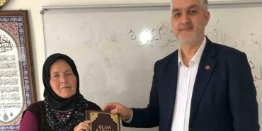 eskisehirli necla teyze 73 yasinda kuran i kerim okumayi ogrendi ZFvaAhi6.jpg