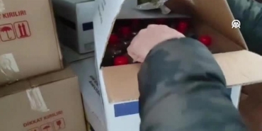 icislerinden sahte alkole darbe 1 tondan fazla ele gecirildi pwvYWJPl.jpg