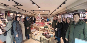 incelemek icin eskisehirden fransaya gittiler L7ntqlrK.jpg