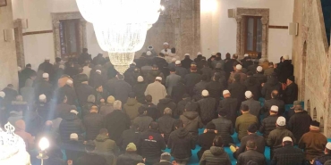 kastamonuda 2024 yilinin ilk sabahi aileler camilere akin etti gP4ISvAv.jpg