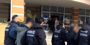 kastamonuda metamfetamin ele gecirildi 2 tutuklama Fcph1yIM.jpg