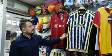kenan yildiz unlenince eskisehirde juventus formasina ilgi artti kfh15ZPM.jpg