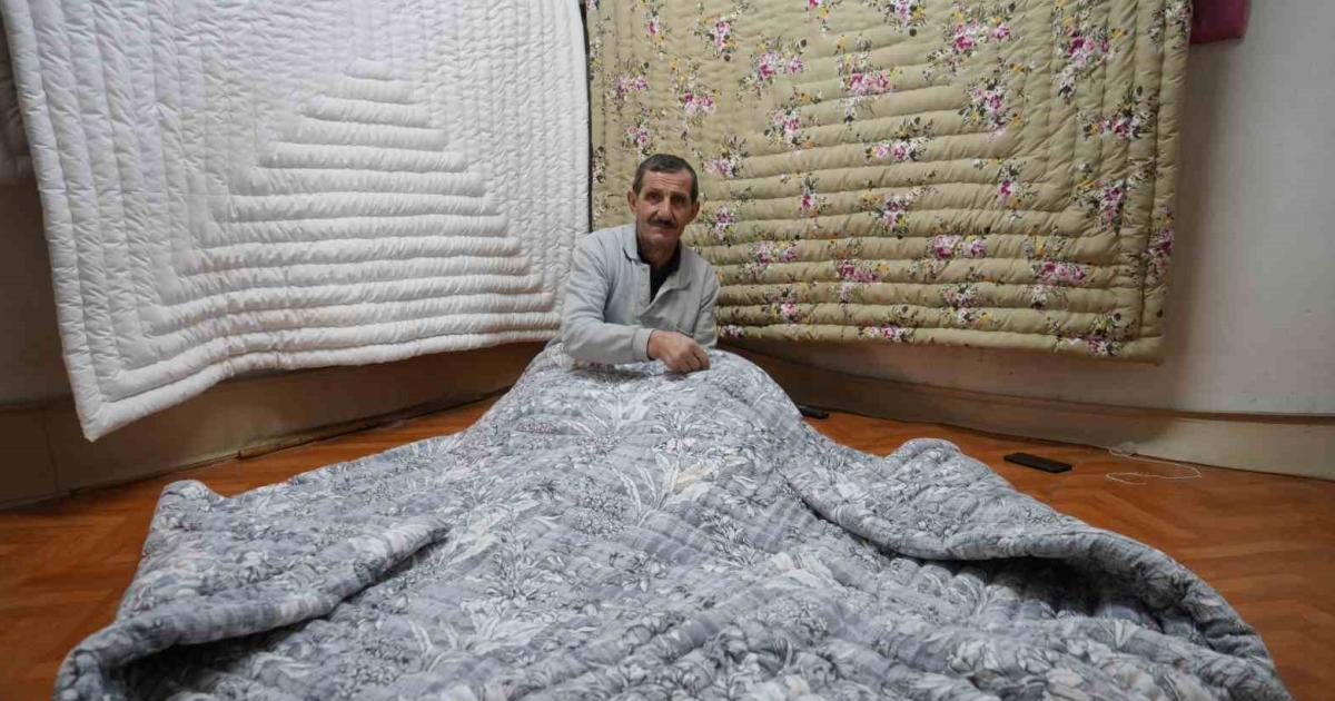 kocaelinin geleneksel yorgancilik meslegini yarim asirdir surduruyor 635uf8U8.jpg