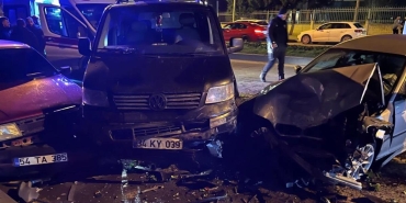 sakaryada meydana gelen zincirleme kaza felakete neden oldu 5gvXGCBM.jpg