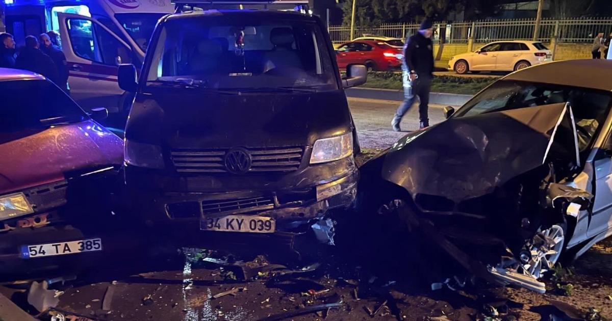 sakaryada meydana gelen zincirleme kaza felakete neden oldu 5gvXGCBM.jpg