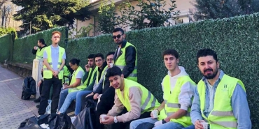 sakaryada ogrenciler farkindalik icin cadde temizligi yapti HcTrBZWp.jpg