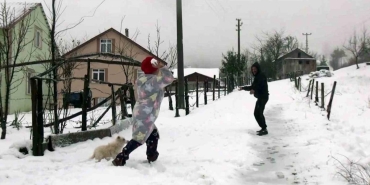 sakaryanin o mahallesinde kar kalinligi 45 santimetreye ulasti l7Lm3xjC.jpg