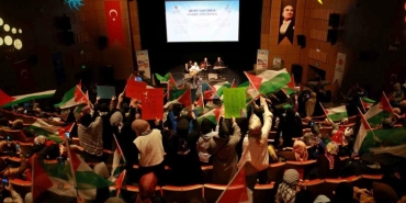 tdvden istanbulda sehitleri anma ve filistine destek programi paXveu2p.jpg