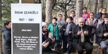 asik ihsan ozanoglu olumunun 43 yilinda kastamonuda anildi nEel7rgI.jpg