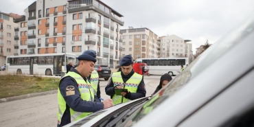 corumda gundem olan gelisme onlarca servis araci trafikten men edildi e2TFxNhl.jpg